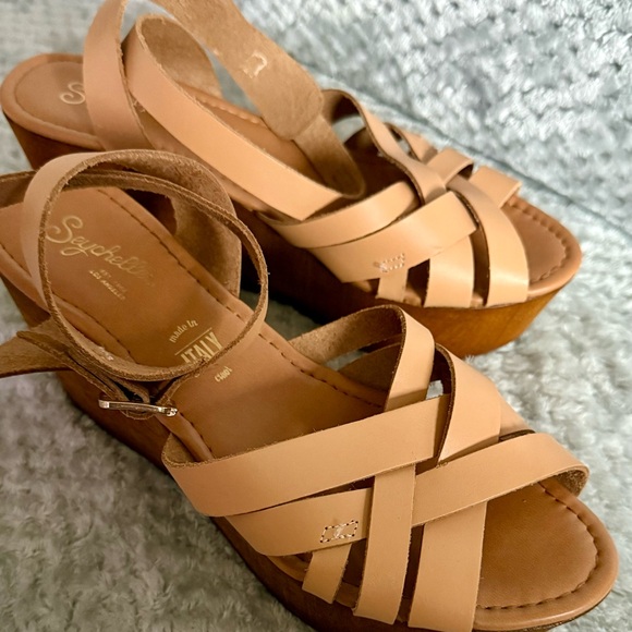 Seychelles Vachetta Platform Sandal - Picture 7 of 8